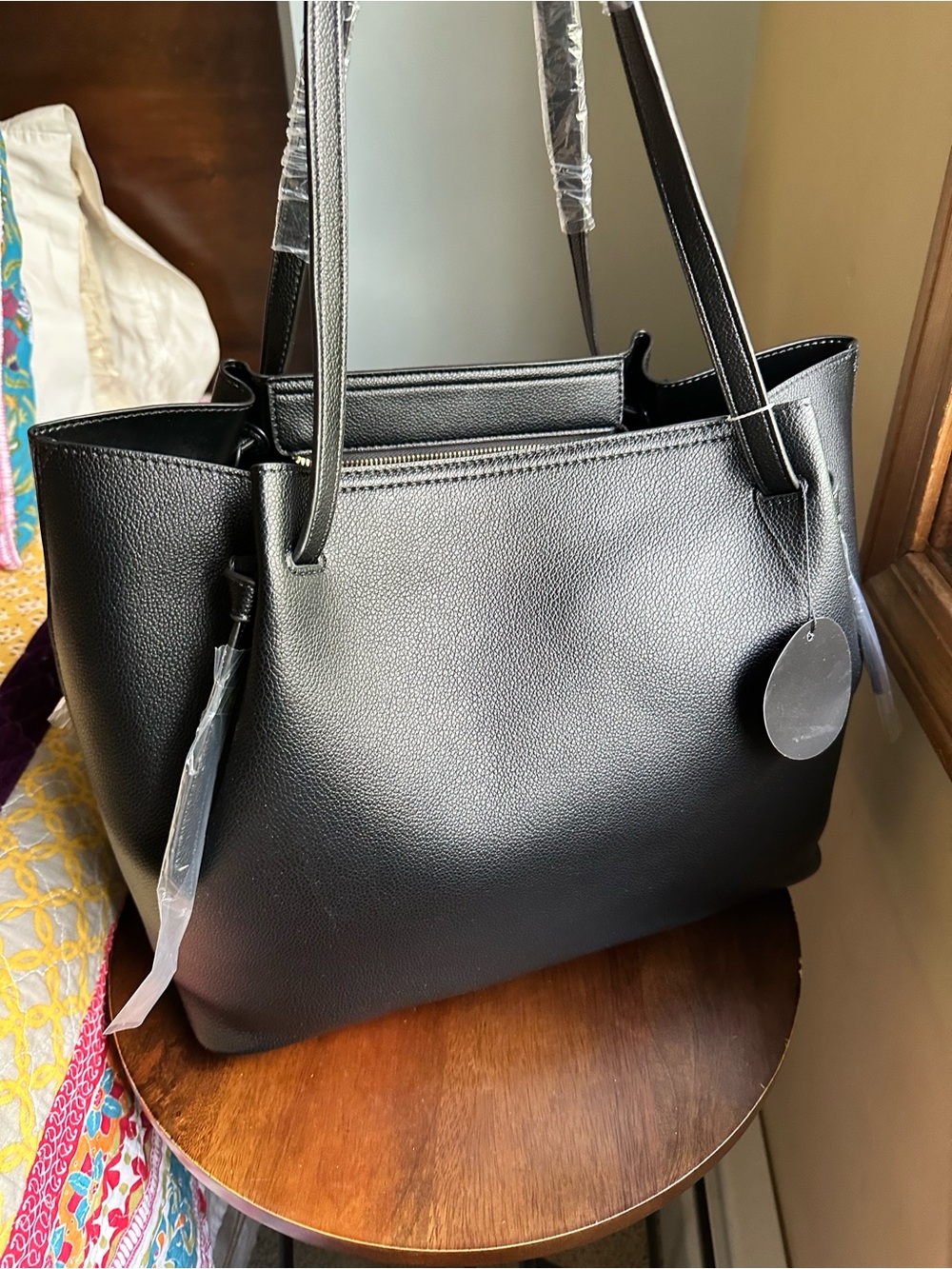 NWT Malibu Skye Mia 2-in-1 Tote Bag Black Vegan Leather